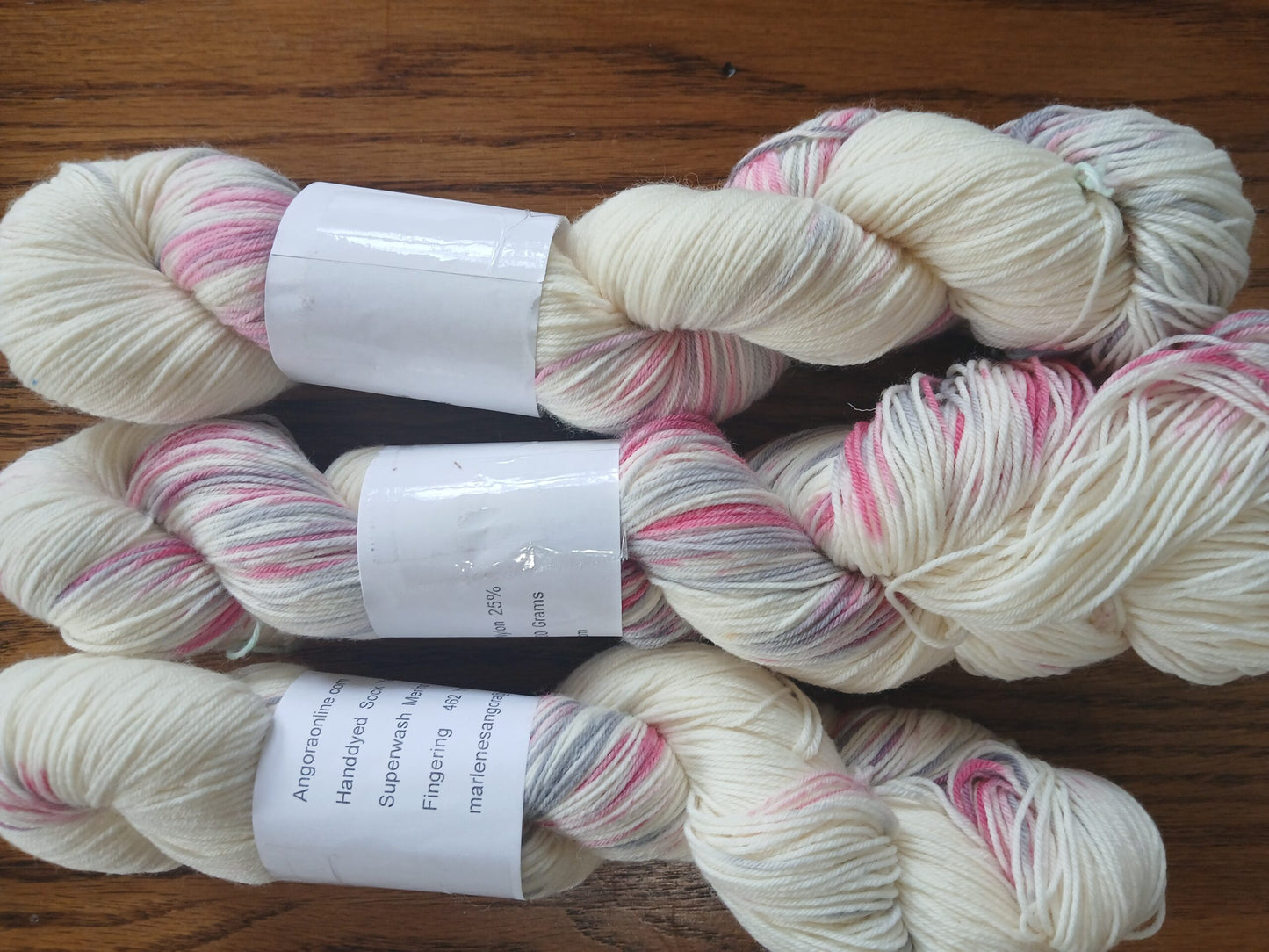 Flamingo Love ~ Hand dyed yarn - sock / fingering - yarn - knit gift - Salmon pink - Handdyed Yarn - Wool Yarn - Sock Yarn - Superwash Merino image 6