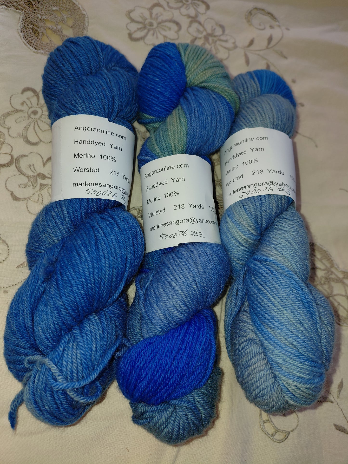 Hand Dyed Blue Merino Yarn - Worsted Weight, 218 Yards