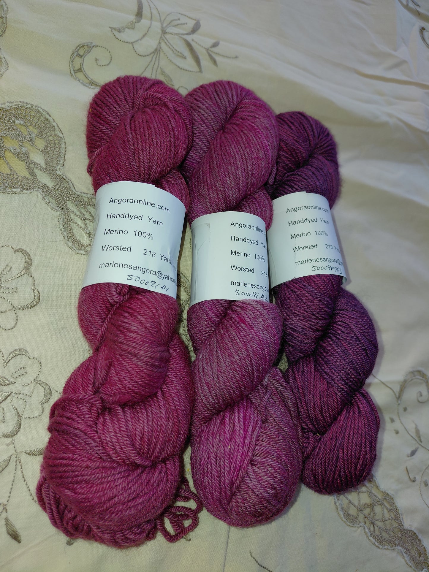 Hand-Dyed Merino Worsted – Tonal Pink & Burgundy