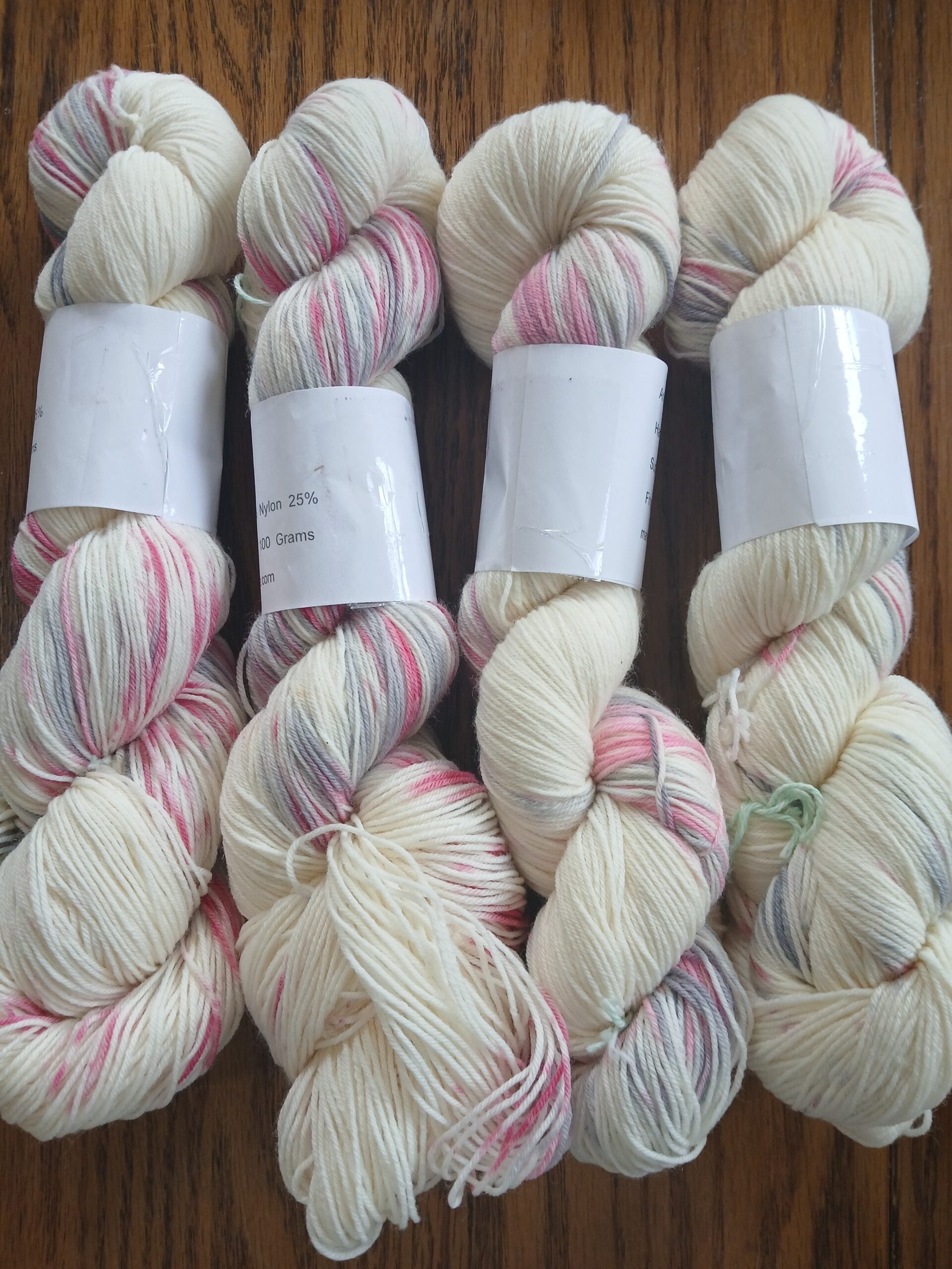 Flamingo Love  ~ Hand dyed yarn - sock / fingering - yarn - knit gift - Salmon pink - Handdyed Yarn - Wool Yarn - Sock Yarn - Superwash Merino image 5