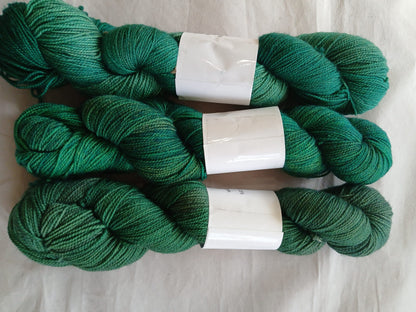 Hand dyed Yarn Emerald Sock Yarn Sock/ Fingering Yarn image 2