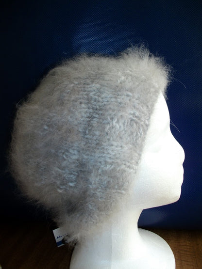 Handspun Natural 100% Angora Rabbit Yarn 100 Yd Worsted Free Pattern image 4