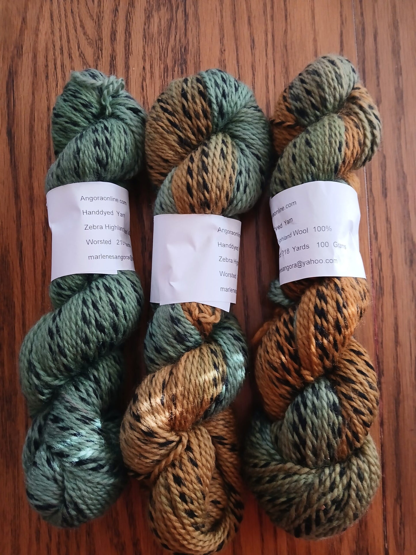 Hand Dyed Zebra Highland Wool 2 ply yarn, Worsted Yarn image 0